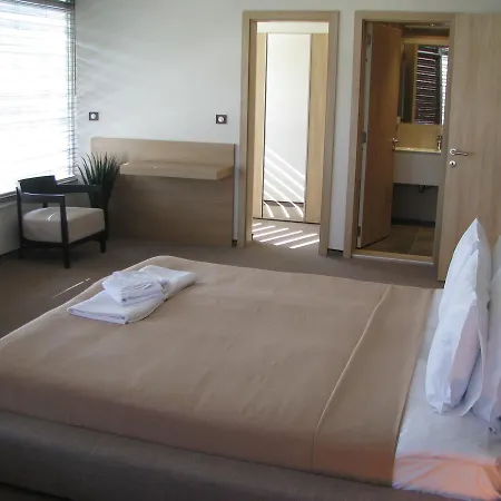 Hotel Bon Bon Park & Boyana 4*