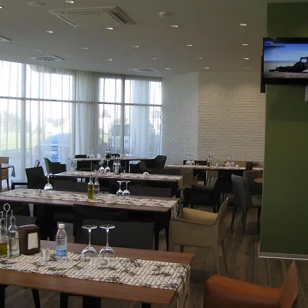 Bon Bon Park & Boyana 4*