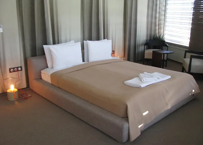 Hotel Bon Bon Park & Boyana 4*