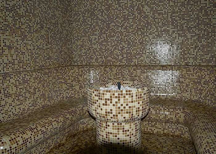 Bon Bon Park & Boyana 4*