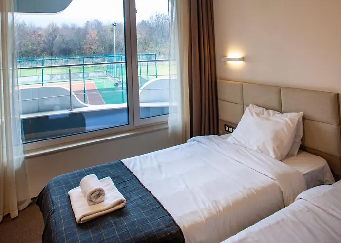 Bon Bon Park & Boyana