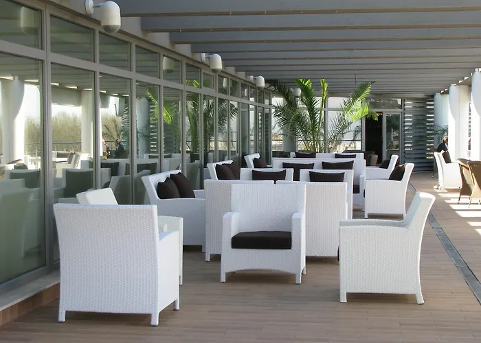 Bon Bon Park & Boyana 4*